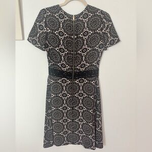 Burberry Black and Cream Silk Knee Length Dress